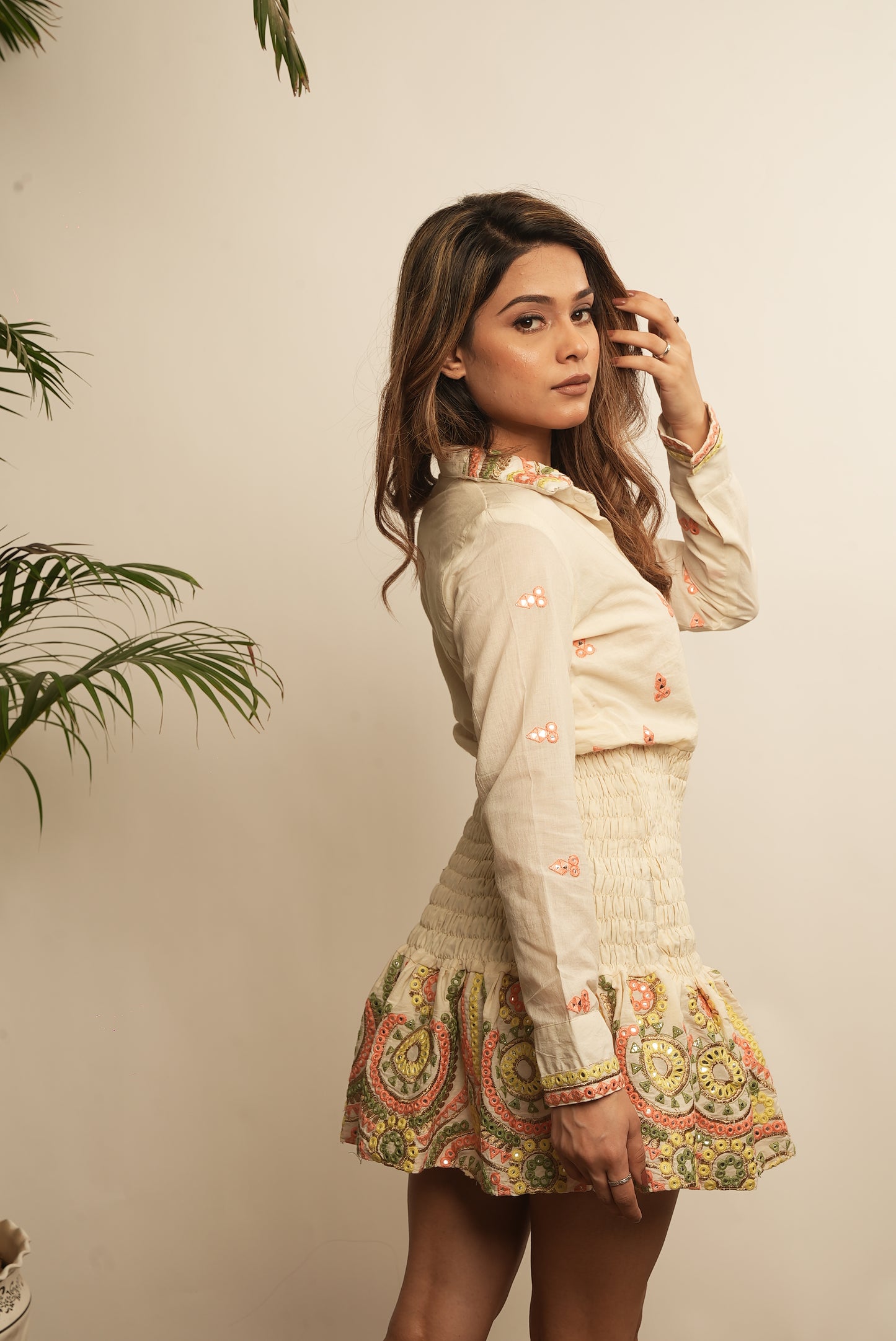 SHORT EMBROIDERED SHIRT DRESS