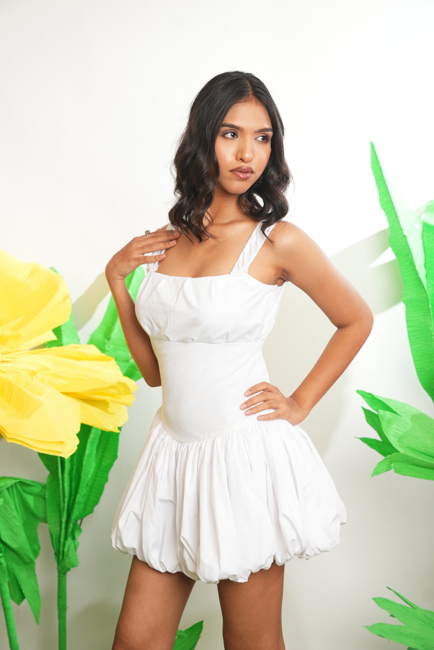 WHITE VOLUMINOUS DRESS